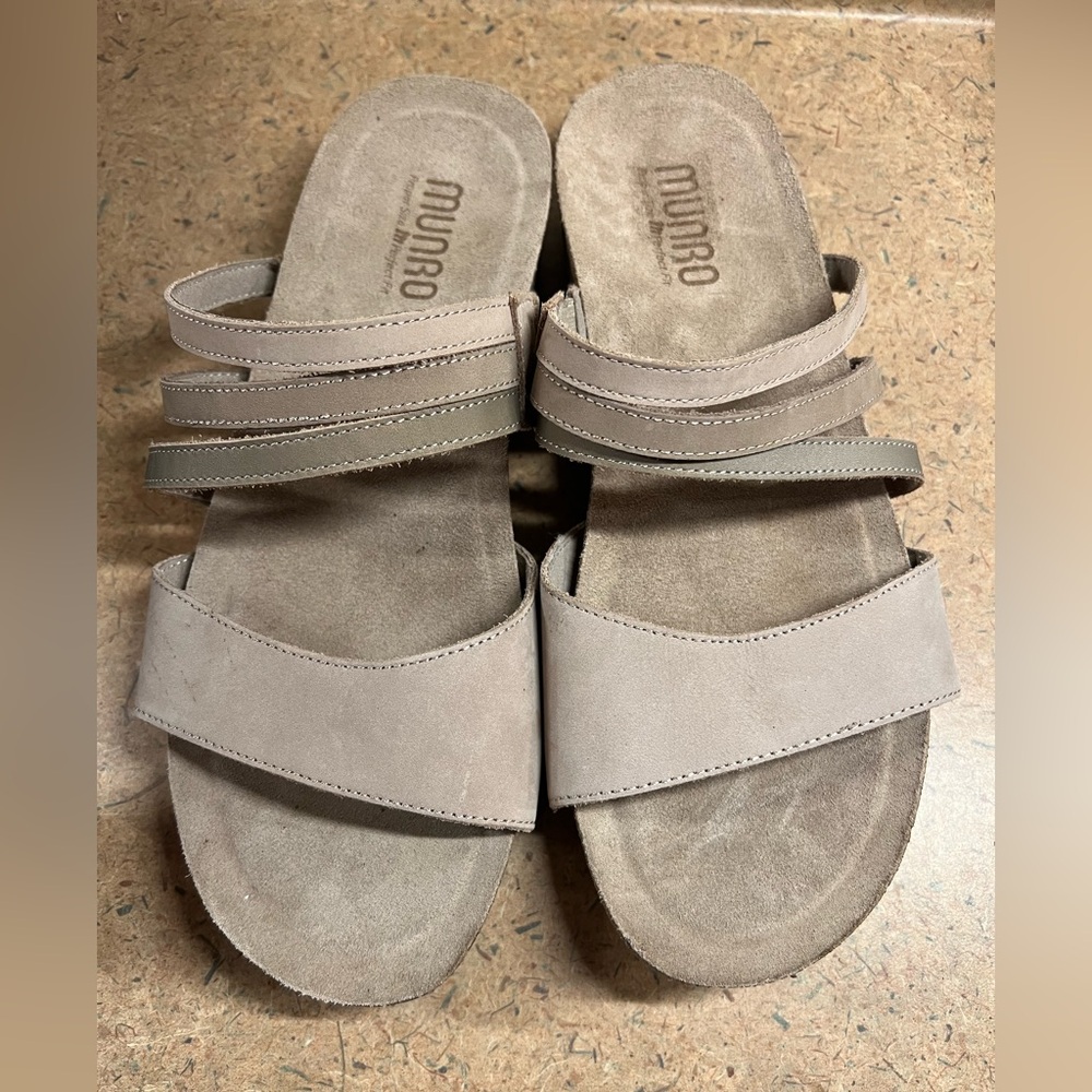 MUNRO CAMILA SANDALS Women’s Size 10W Taupe Strappy Lightweight